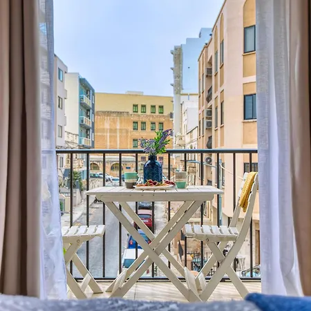 Stylish In The Heart Of * Gzira