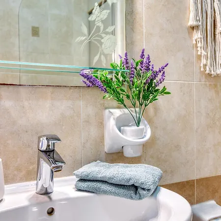 Apartment Stylish In The Heart Of